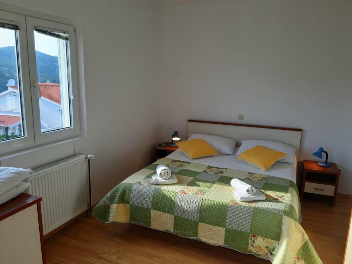 Apartment Place 2 Stay Hvar Town Eksteriør billede